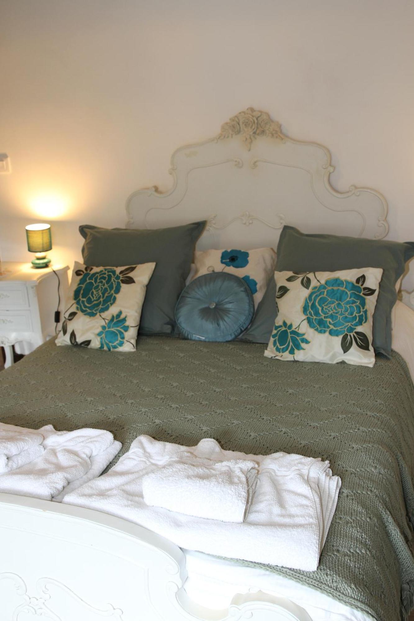 L'Ancienne Boulangerie Bed & Breakfast Collinée Екстериор снимка